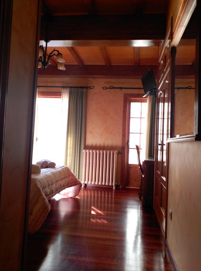 Pico Sacro Ii Hotel